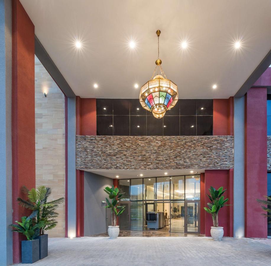 Best Western Plus Al Qurayyat City Center Bagian luar foto