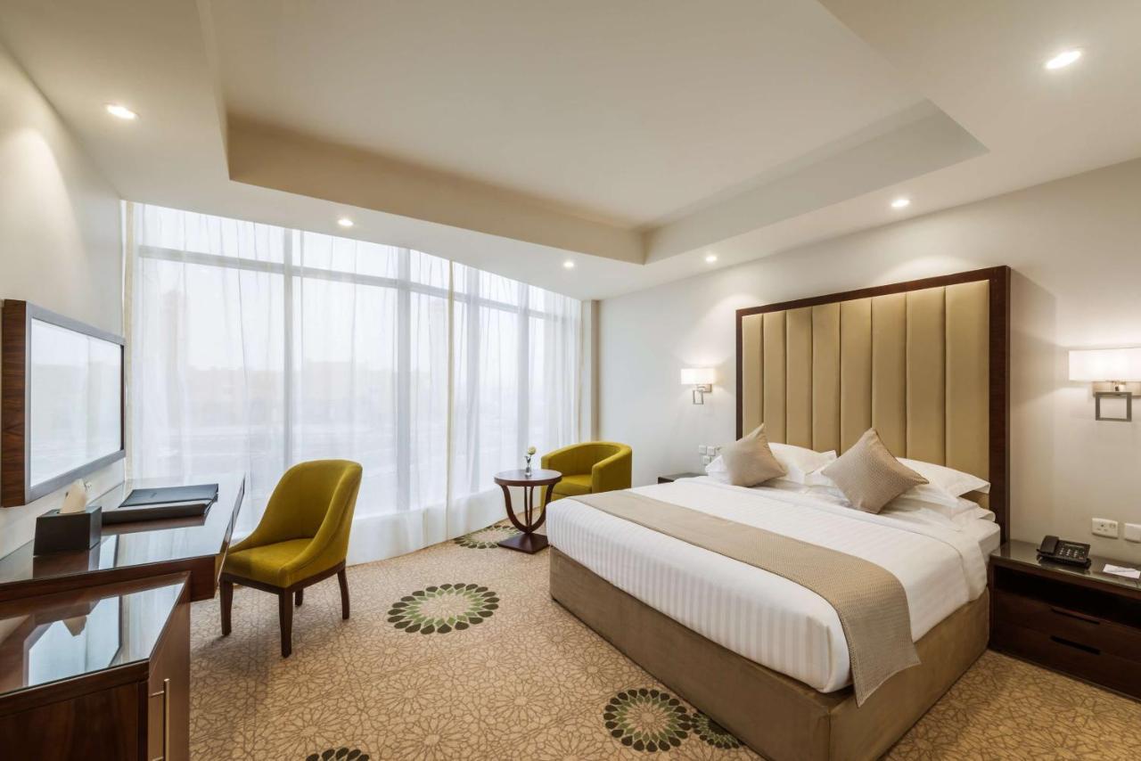 Best Western Plus Al Qurayyat City Center Bagian luar foto