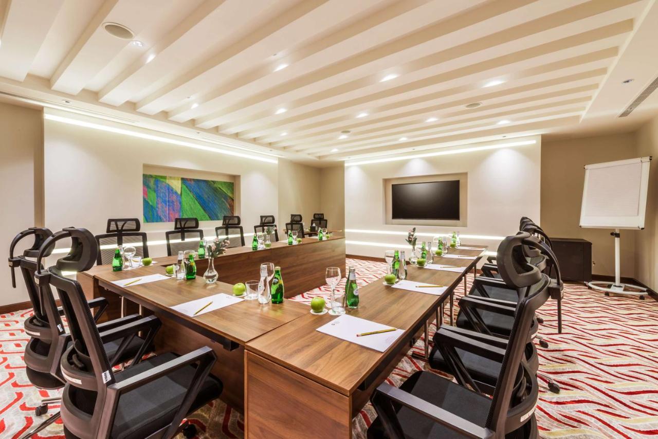 Best Western Plus Al Qurayyat City Center Bagian luar foto