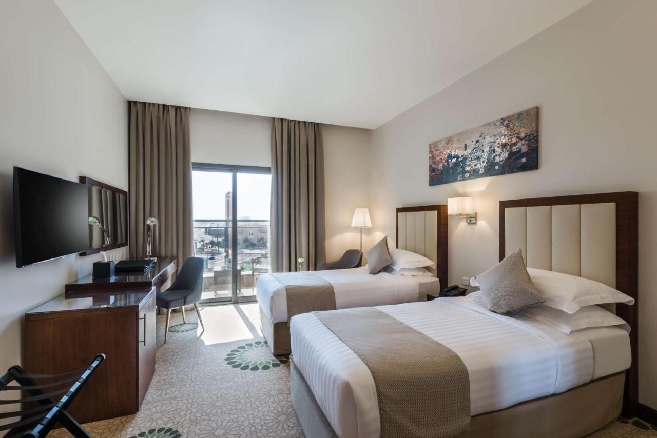 Best Western Plus Al Qurayyat City Center Bagian luar foto