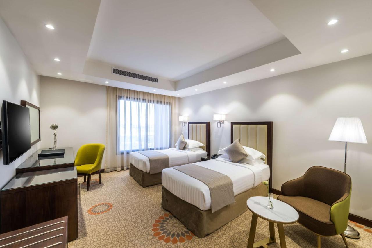 Best Western Plus Al Qurayyat City Center Bagian luar foto