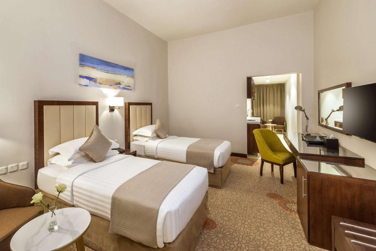 Best Western Plus Al Qurayyat City Center Bagian luar foto